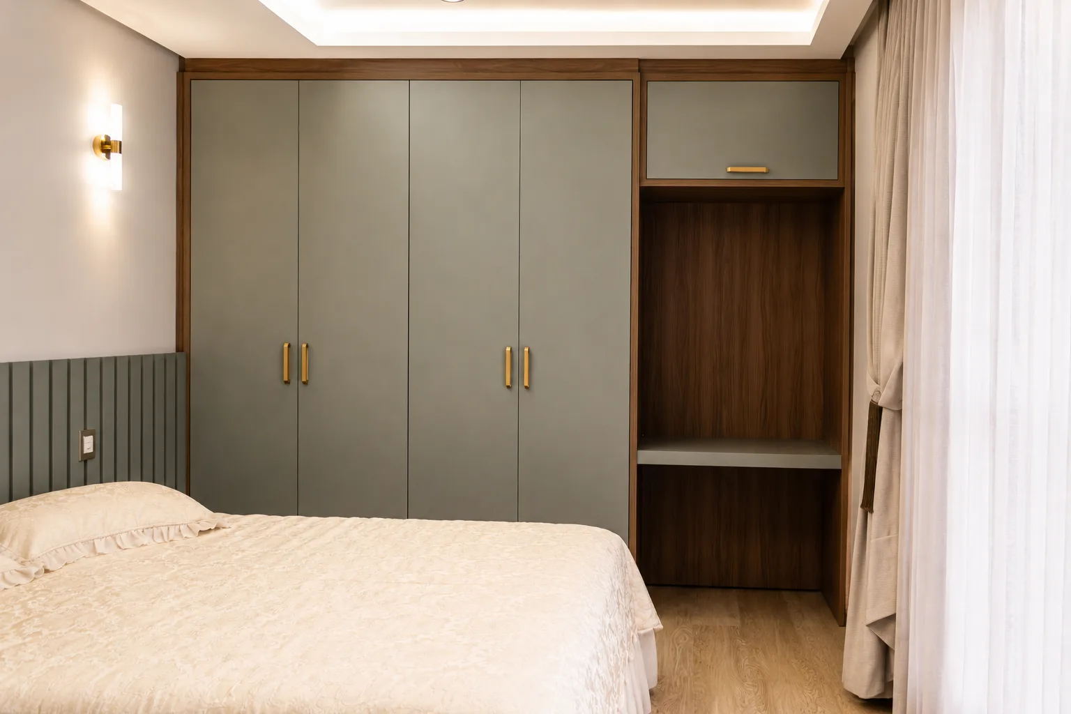 Guarda Roupas Sob Medidas, Móvel Moderno Com Qualidade, Feito Para Um Ambiente Planejado Nos Minimos Detalhes.